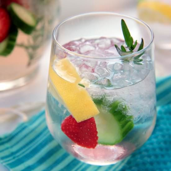 Strawberry Infused Water - Recipe photo by Everyday Dishes