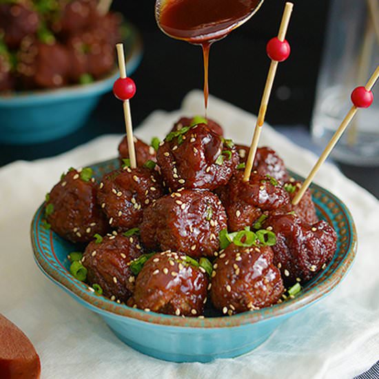Slow Cooker Meatballs - Recipe photo by theforkbite