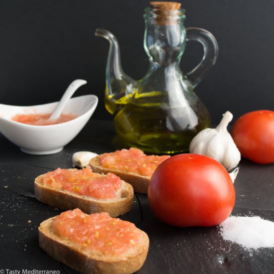 Pan con Tomate: Spanish Style Toast - Recipe photo by Tasty Mediterraneo