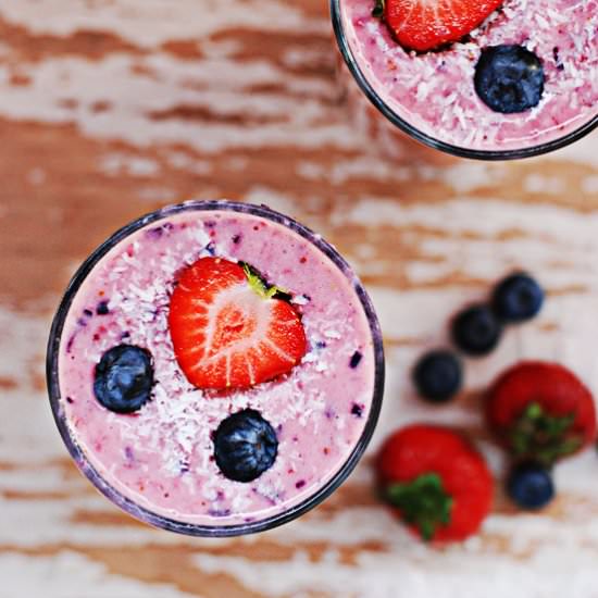 Blueberry Strawberry Smoothie - Recipe photo by Moja Galeria Smaku