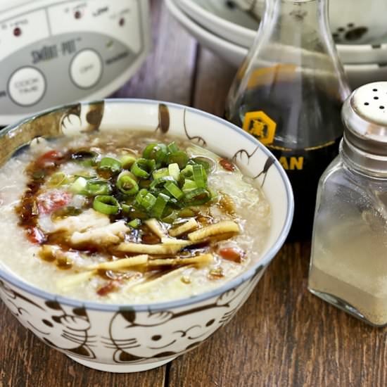 Slow Cooker Rotisserie Chicken Congee - Recipe photo by rotinrice
