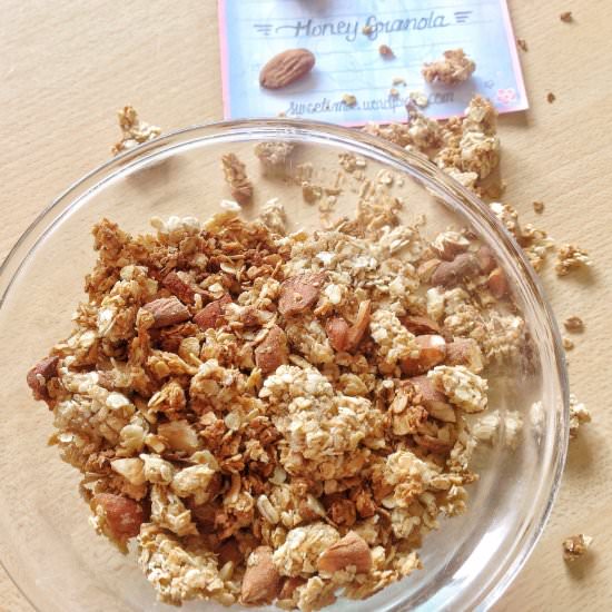 Honey Almond Granola - Recipe photo by Sweetima