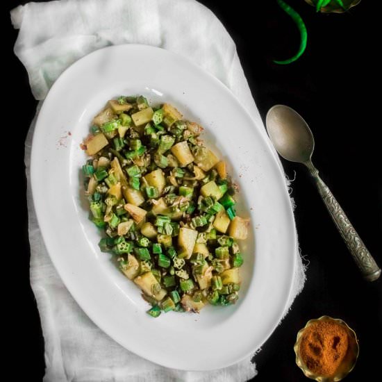 Okra-Potato Fry (Aloo Bhindi Bhaji) - Recipe photo by Gastronomic Bong