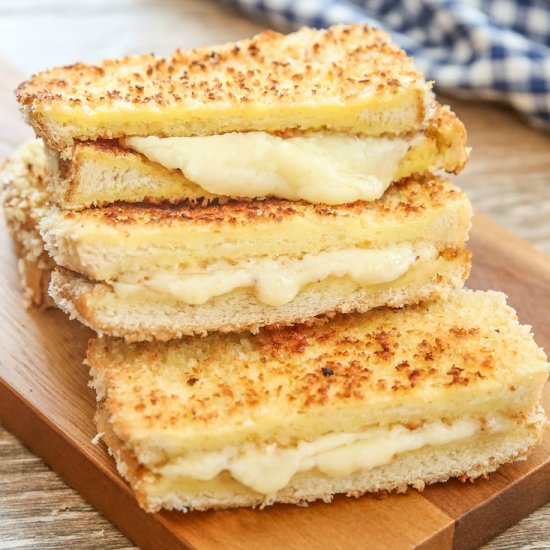 Panko Grilled Cheese Sandwich - Recipe photo by kirbie