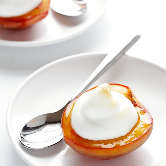 Peaches and Meringue - Recipe photo by gimme some oven