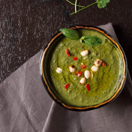 Asian Spicy Pesto - Recipe photo by currytrail