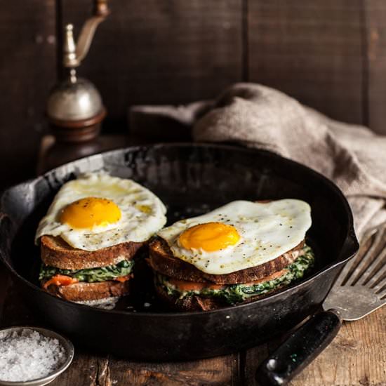 Croque madame with salmon & spinach - Recipe photo by drizzleanddip