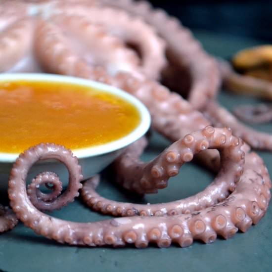 Tender Octopus with Orange Sauce - Recipe photo by foodhighs