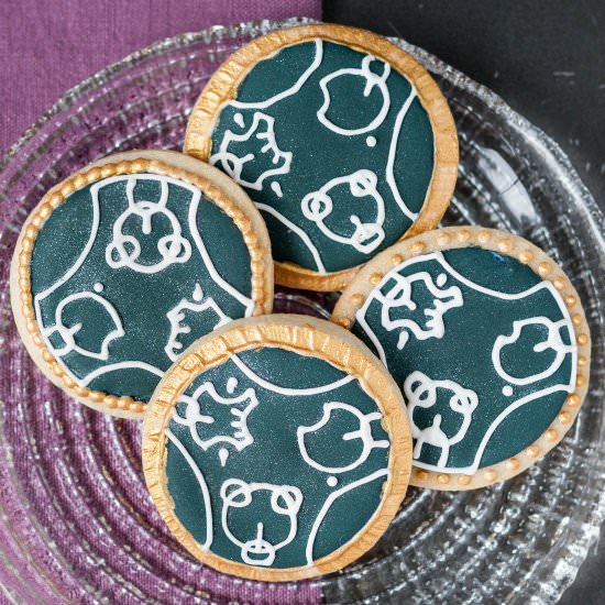Doctor Who Wedding Cookies - Recipe photo by GoodieGodmother