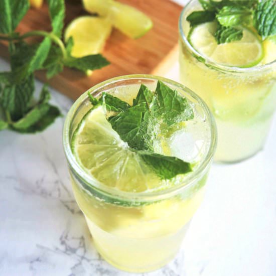 Pineapple Rum Mojito - Recipe photo by thetastybite