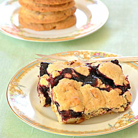 Olallieberry Bars - Recipe photo by Kitchengetaway