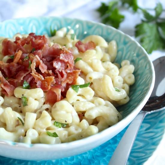 Microwaved Horseradish-Bacon Mac & Cheese - Recipe photo by In Good Flavor