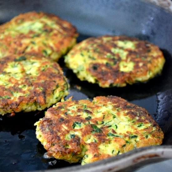 Crispy Zucchini Fritters - Recipe photo by sagerecipes
