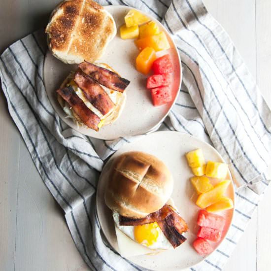 Breakfast sandwiches - Recipe photo by Sweetphi