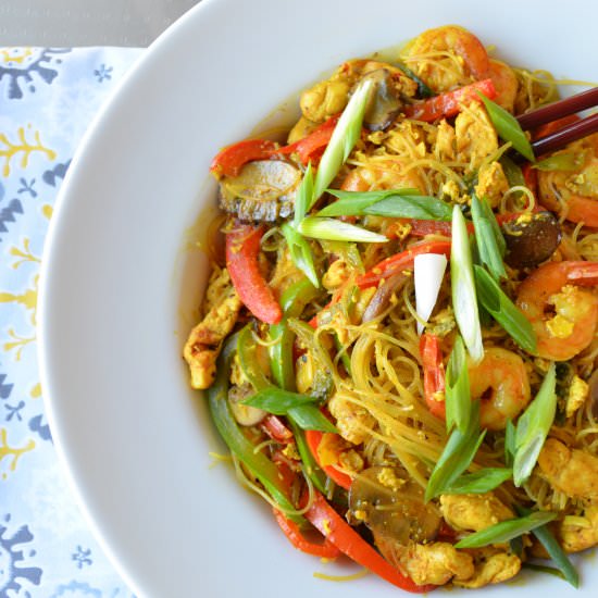 Singapore Street Noodles - Recipe photo by FoodBully