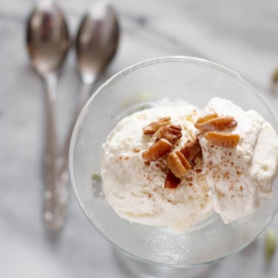 Vanilla Bean & Cardamom Ice Cream - Recipe photo by TacoBoutFood