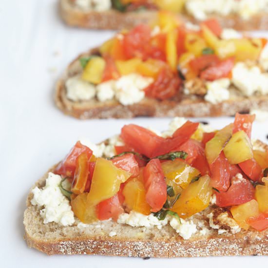 Tomato Feta Brushetta - Recipe photo by aliceandlois