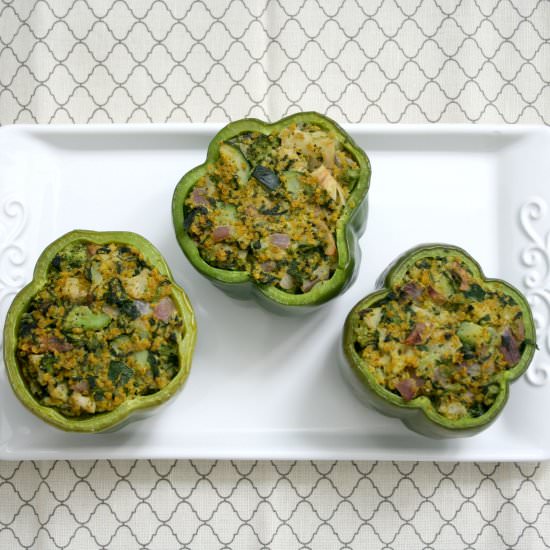 Pad Thai Quinoa Stuffed Peppers - Recipe photo by fittingintovegan