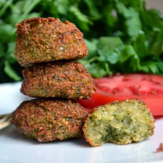 Classic Falafel - Recipe photo by foodhighs