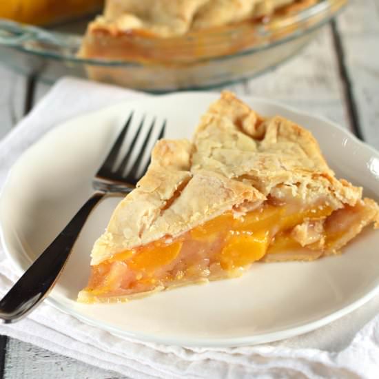Perfect Peach Pie - Recipe photo by Fridaycakenight