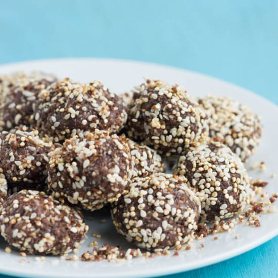 Chocolate Almond Butter Balls - Recipe photo by thatgirlcookshealthy
