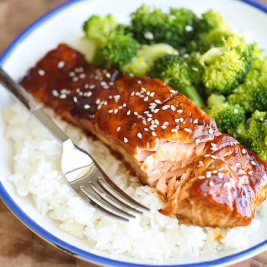 Teriyaki Salmon and Broccoli Bowls - Recipe photo by damndelicious