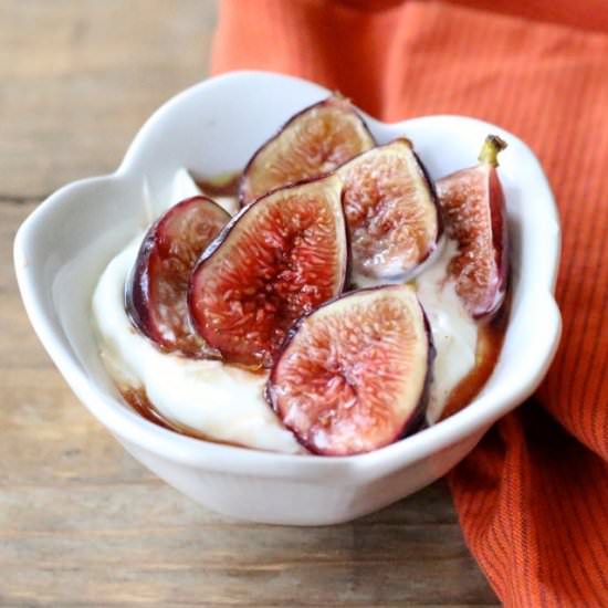 Chez Panisse Roasted Figs - Recipe photo by borrowedsalt