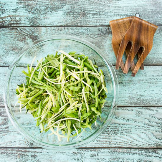 Zucchini and Green Bean Slaw - Recipe photo by sidewalkshoes