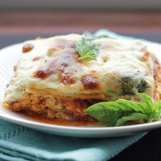 Meat & Cheese Lasagna with Spinach - Recipe photo by tastesspicy