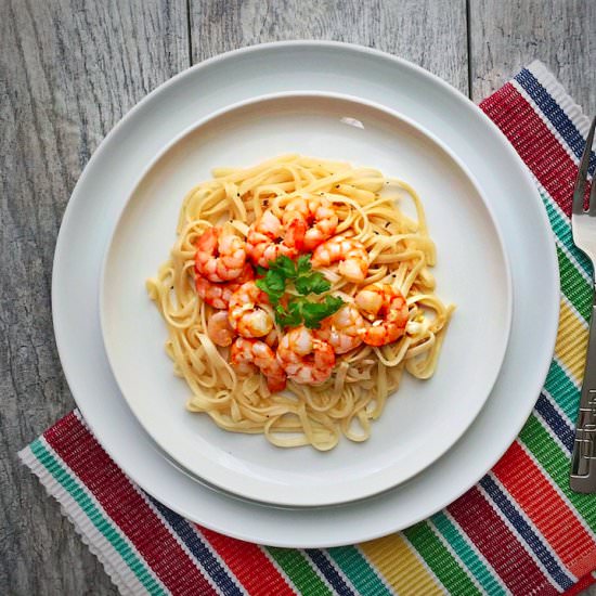 Easy Lemony Butter Shrimp Pasta - Recipe photo by poshjournal