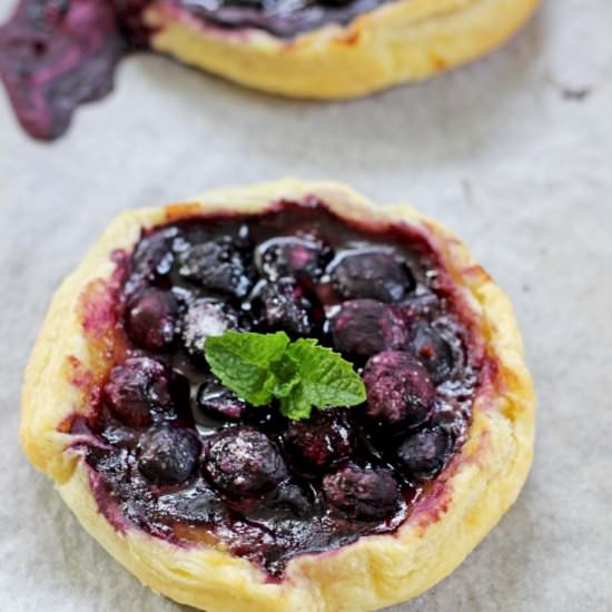 Blueberry & Lemon Curd Galettes - Recipe photo by thekiwicountrygirl