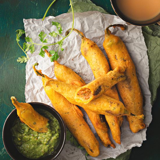 Jodhpuri Mirchi Vada - Recipe photo by cubesnjuliennes