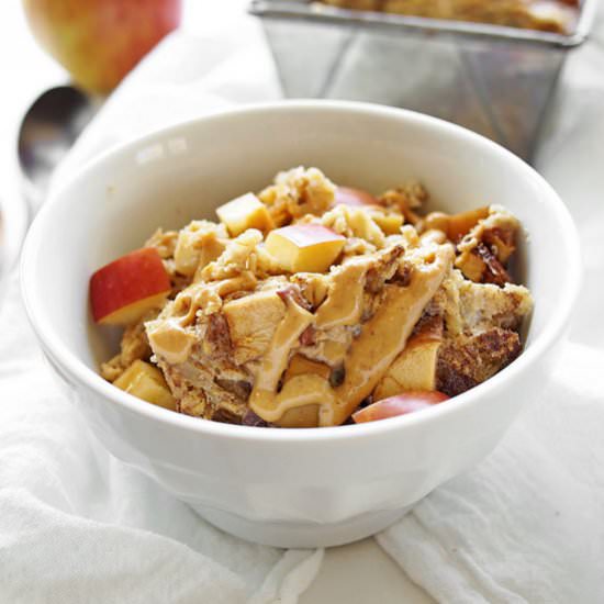 Apple Peanut Butter Baked oatmeal - Recipe photo by thekitchenpaper