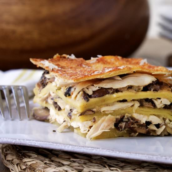 Lasagna w. Chicken & Mushrooms (GF) - Recipe photo by From the Athletes Kitchen