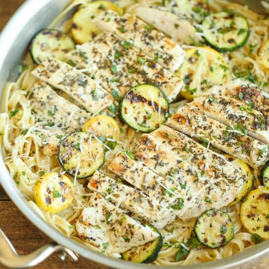 Garlic Butter Fettuccine - Recipe photo by damndelicious