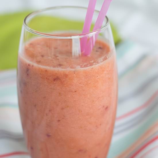 Energy-Boosting Fruit Smoothie - Recipe photo by foodandfitnessalways