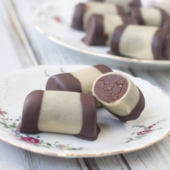 Danish Tree Logs (Træstammer) - Recipe photo by Nordic Food and Living