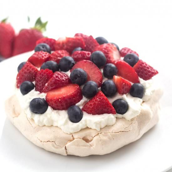 Mini Pavlova with Berries - Recipe photo by Louisesmadblog