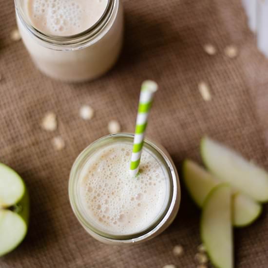 Apple Pie Smoothie - Recipe photo by asweetpeachef