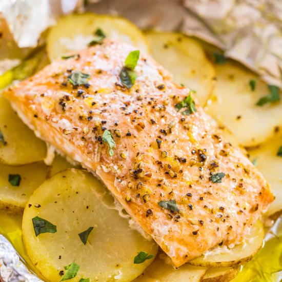 Easy Salmon & Potato Foil Packets - Recipe photo by Averie