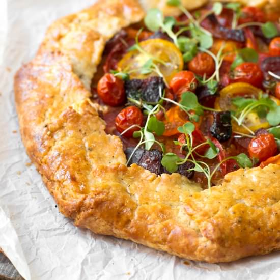 BLT Galette : Pecorino Pepper Crust - Recipe photo by beckysuebakes