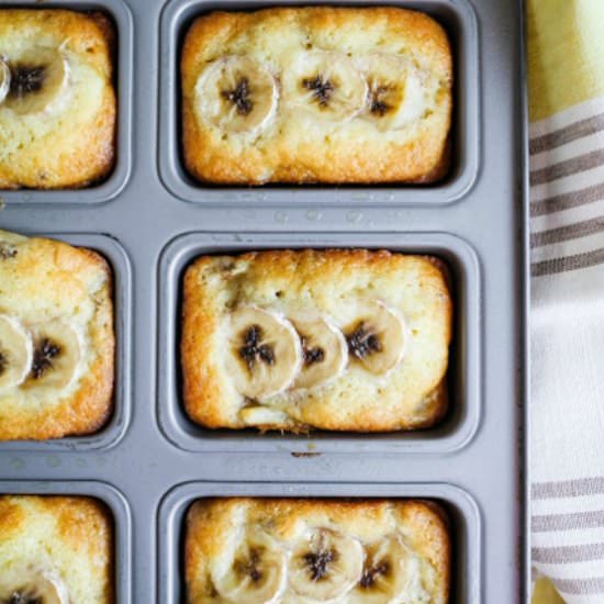 Mini Banana Bread Loaves - Recipe photo by lollyjane