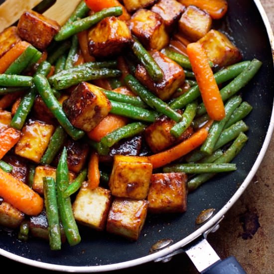 Crispy Tofu and Veggie Stir Fry - Recipe photo by littlespicejar