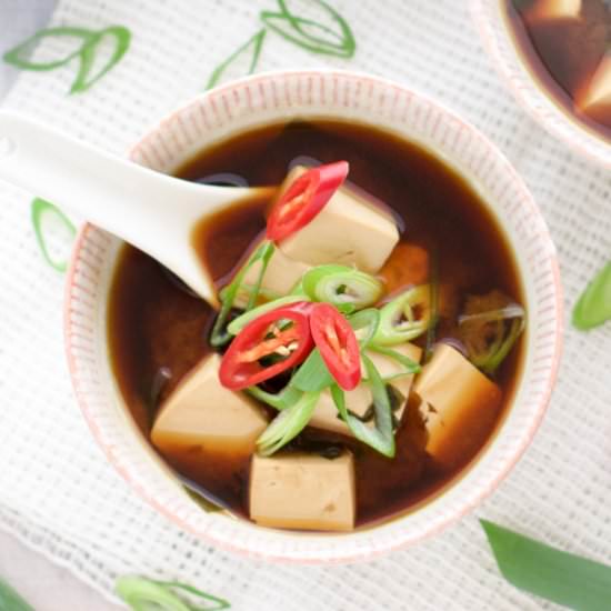 Simple Miso Soup Formula - Recipe photo by Chopstick Chronicles