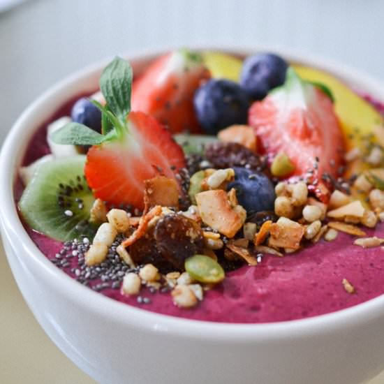 Acai Breakfast Bowl - Recipe photo by Health Inspirations