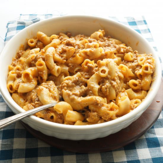 Velveeta Cheese Burger Mac & Cheese - Recipe photo by theskinnypot