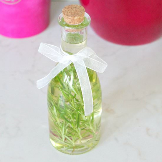 How to make rosemary infused oil - Recipe photo by Easy Peasy Creative Ideas