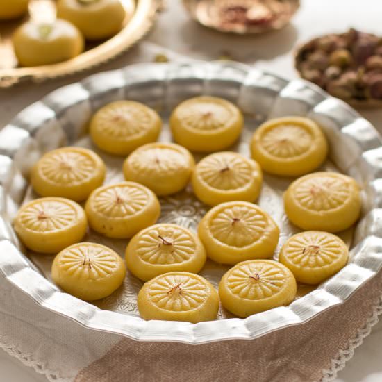 Saffron Infused Milk Fudge - Recipe photo by currytrail