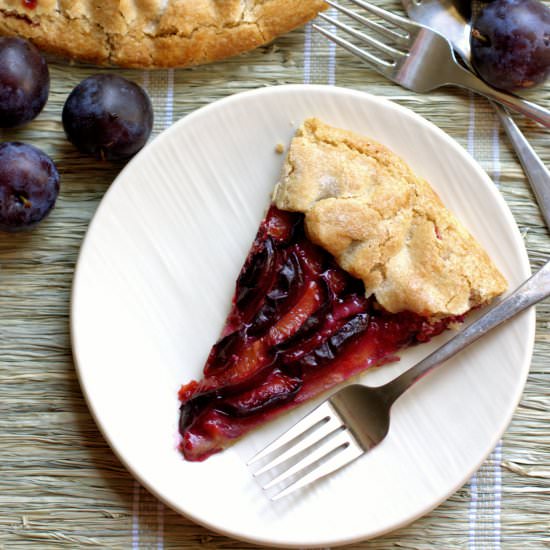 Rustic Plum Tart with Walnut Crust - Recipe photo by eileen.baking-sense