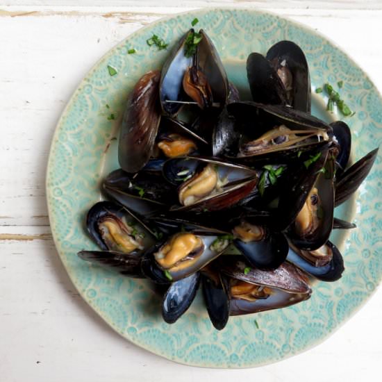 Beer Boiled Mussels - Recipe photo by thetoastedpinenut